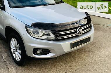 Позашляховик / Кросовер Volkswagen Tiguan 2012 в Києві