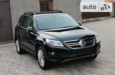 Внедорожник / Кроссовер Volkswagen Tiguan 2010 в Ивано-Франковске