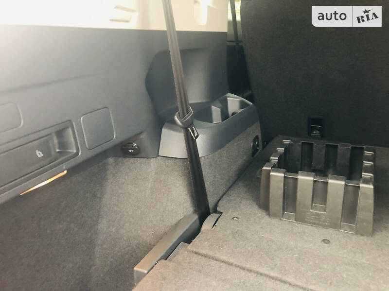 Внедорожник / Кроссовер Volkswagen Tiguan 2017 в Хмельницком фото 9 Внедорожник / Кроссовер Volkswagen Tiguan 2017 в Хмельницком