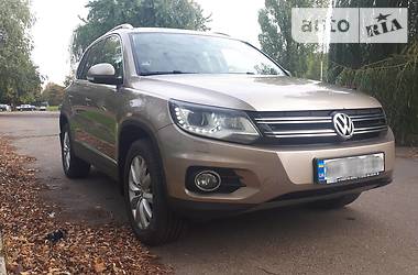 Внедорожник / Кроссовер Volkswagen Tiguan 2013 в Киеве