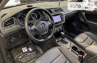 Внедорожник / Кроссовер Volkswagen Tiguan 2019 в Одессе