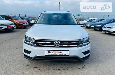 Внедорожник / Кроссовер Volkswagen Tiguan 2019 в Херсоне