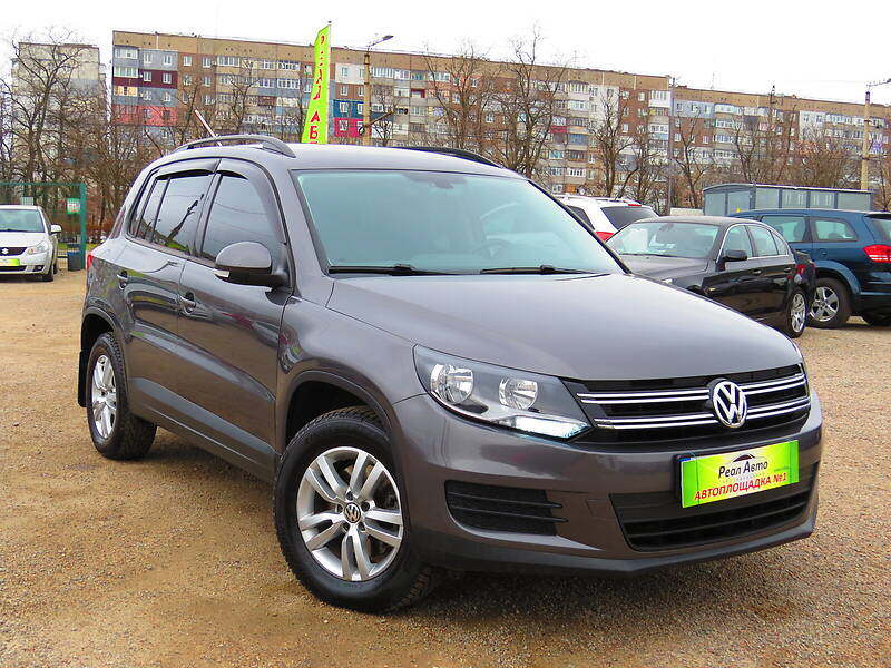 Внедорожник / Кроссовер Volkswagen Tiguan 2015 в Кропивницком