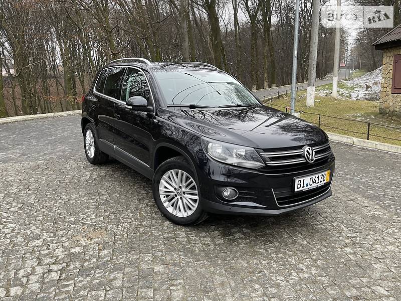 Внедорожник / Кроссовер Volkswagen Tiguan 2014 в Черновцах