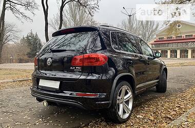 Внедорожник / Кроссовер Volkswagen Tiguan 2014 в Мариуполе