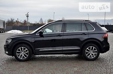 Внедорожник / Кроссовер Volkswagen Tiguan 2016 в Луцке