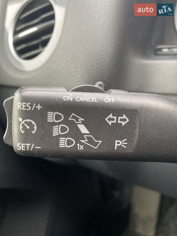 Позашляховик / Кросовер Volkswagen Tiguan 2017 в Києві