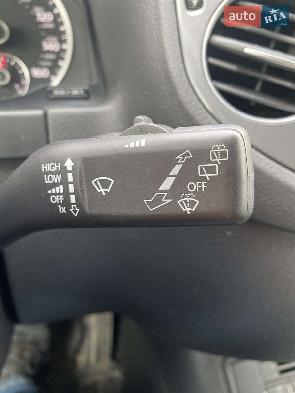 Позашляховик / Кросовер Volkswagen Tiguan 2017 в Києві