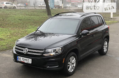 Внедорожник / Кроссовер Volkswagen Tiguan 2015 в Херсоне