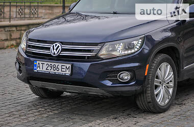 Позашляховик / Кросовер Volkswagen Tiguan 2015 в Чернівцях
