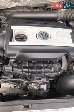 Внедорожник / Кроссовер Volkswagen Tiguan 2012 в 