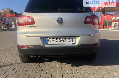 Внедорожник / Кроссовер Volkswagen Tiguan 2008 в Черновцах