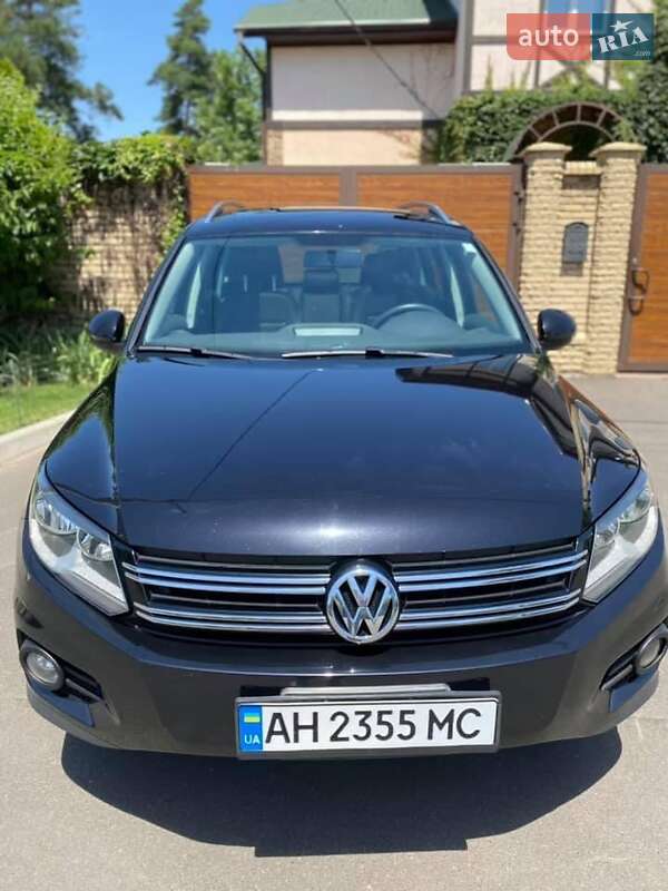 Внедорожник / Кроссовер Volkswagen Tiguan 2011 в Одессе