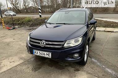 Внедорожник / Кроссовер Volkswagen Tiguan 2012 в Изюме