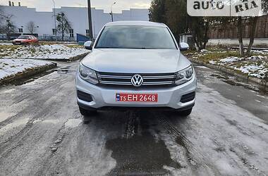 Внедорожник / Кроссовер Volkswagen Tiguan 2012 в Луцке