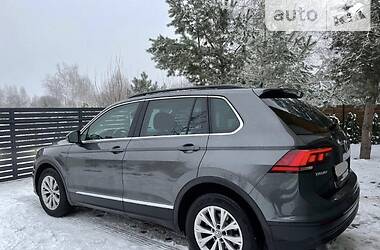 Внедорожник / Кроссовер Volkswagen Tiguan 2018 в Мелитополе