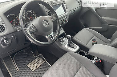 Внедорожник / Кроссовер Volkswagen Tiguan 2014 в Ровно