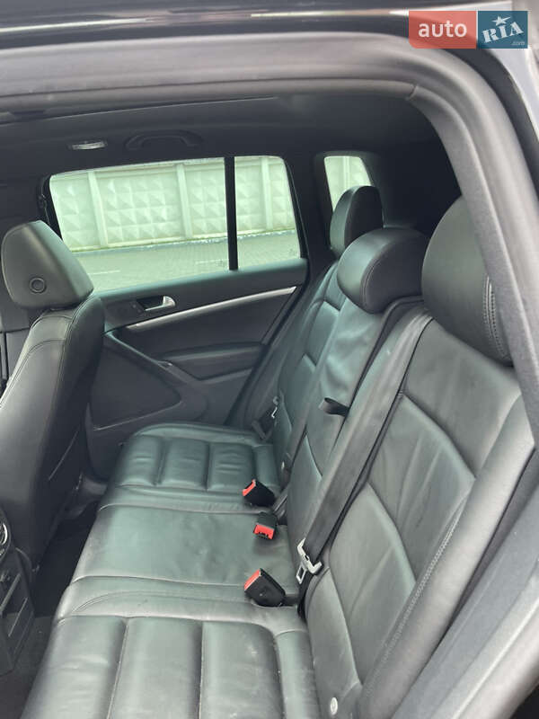 Позашляховик / Кросовер Volkswagen Tiguan 2013 в Одесі