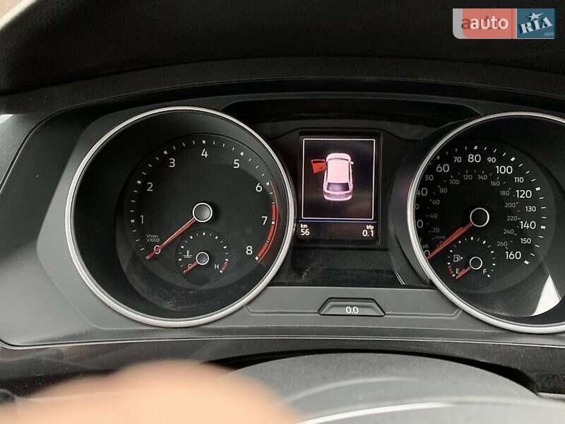Внедорожник / Кроссовер Volkswagen Tiguan 2018 в Одессе