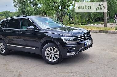 Внедорожник / Кроссовер Volkswagen Tiguan 2018 в Запорожье