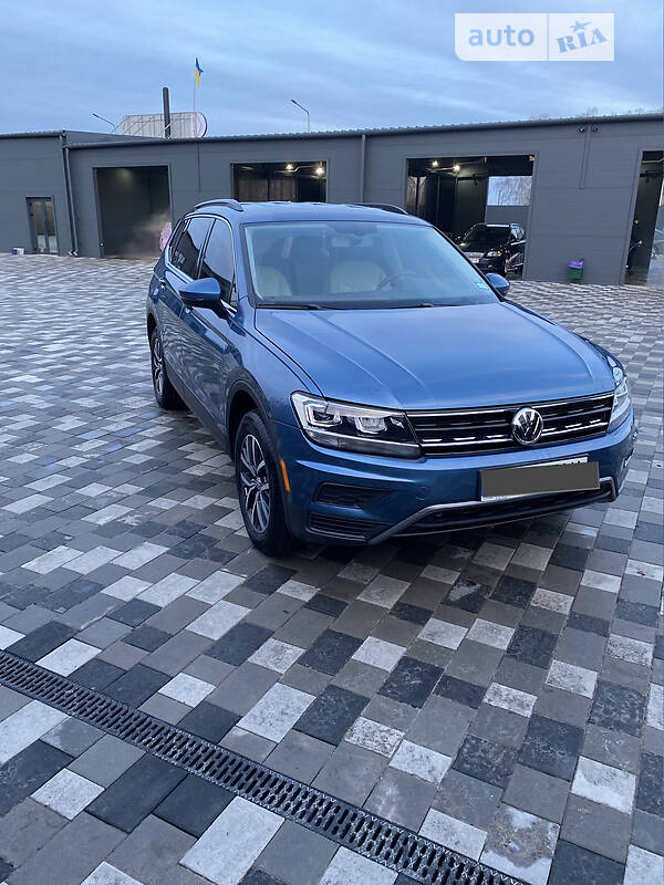 Внедорожник / Кроссовер Volkswagen Tiguan 2019 в Полтаве
