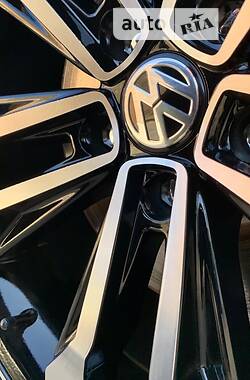Универсал Volkswagen Tiguan 2020 в Полтаве