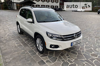 Внедорожник / Кроссовер Volkswagen Tiguan 2013 в Полтаве