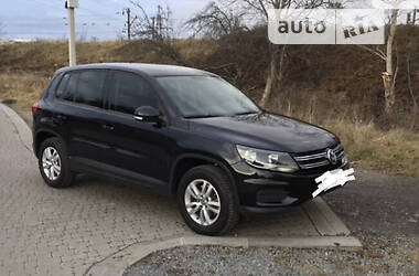 Внедорожник / Кроссовер Volkswagen Tiguan 2011 в Львове