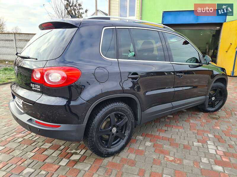 Позашляховик / Кросовер Volkswagen Tiguan 2010 в Шепетівці