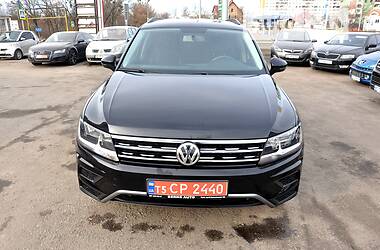 Внедорожник / Кроссовер Volkswagen Tiguan 2020 в Львове