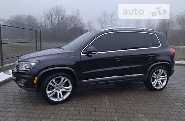 Позашляховик / Кросовер Volkswagen Tiguan 2013 в 