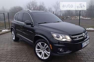 Позашляховик / Кросовер Volkswagen Tiguan 2013 в 