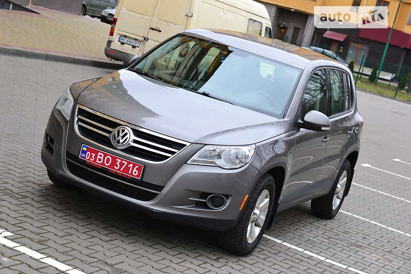 Позашляховик / Кросовер Volkswagen Tiguan 2010 в Луцьку