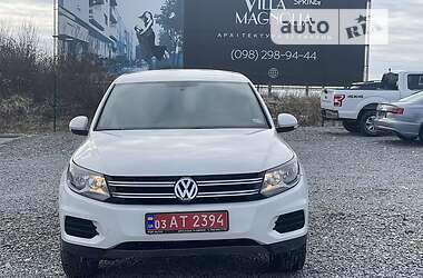 Внедорожник / Кроссовер Volkswagen Tiguan 2014 в Львове