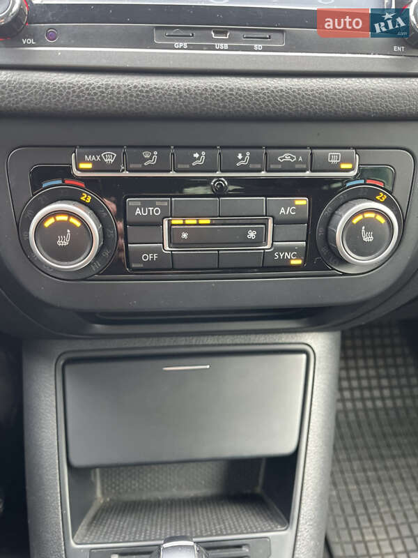 Внедорожник / Кроссовер Volkswagen Tiguan 2013 в Киеве