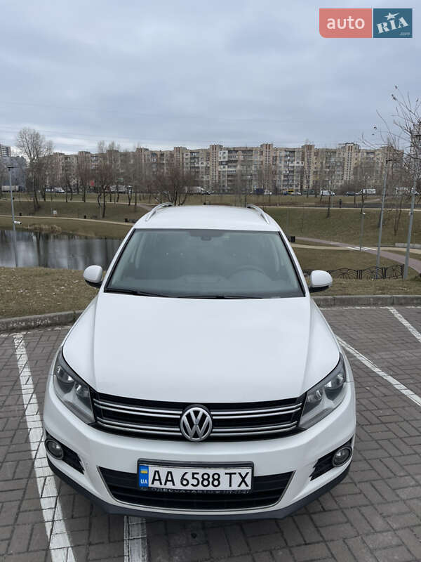 Внедорожник / Кроссовер Volkswagen Tiguan 2013 в Киеве