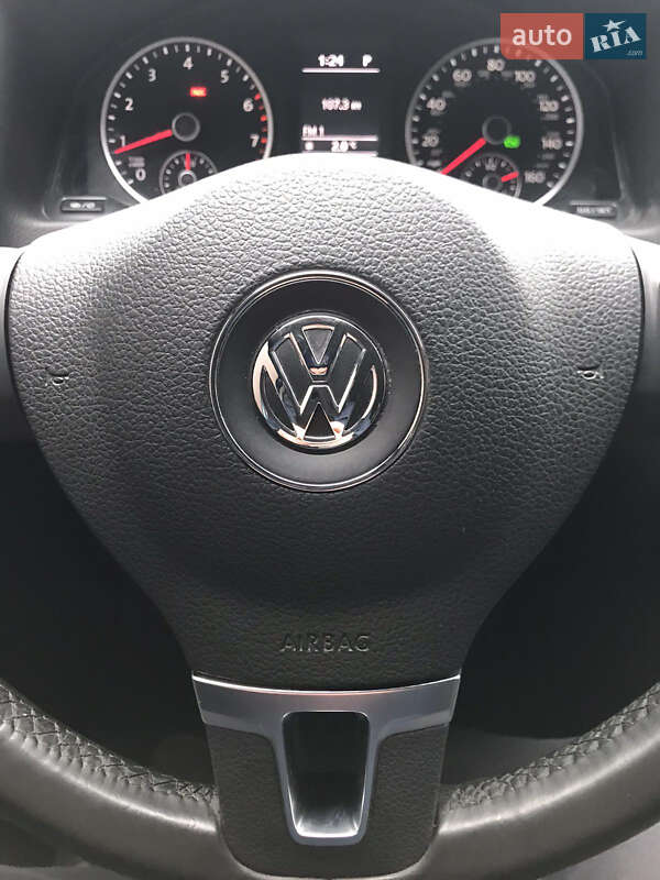 Позашляховик / Кросовер Volkswagen Tiguan 2018 в Гайсину