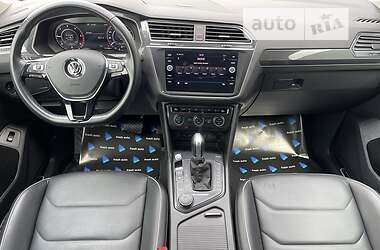 Позашляховик / Кросовер Volkswagen Tiguan 2018 в 