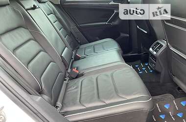 Позашляховик / Кросовер Volkswagen Tiguan 2018 в 
