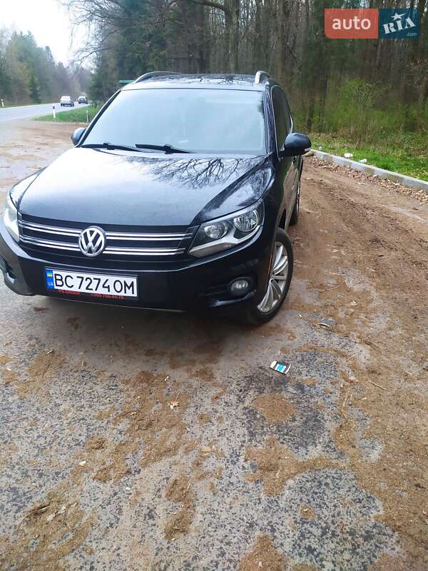 Внедорожник / Кроссовер Volkswagen Tiguan 2011 в Ивано-Франковске