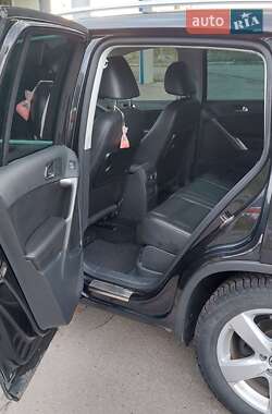 Внедорожник / Кроссовер Volkswagen Tiguan 2009 в 