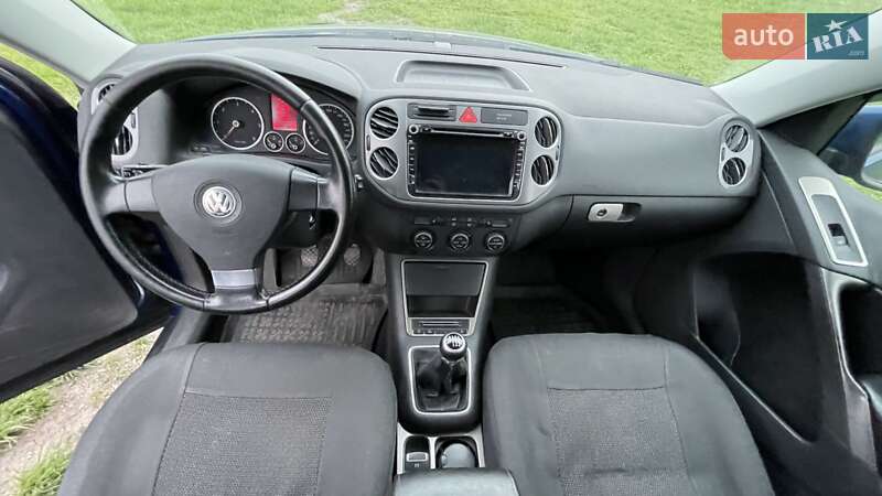 Внедорожник / Кроссовер Volkswagen Tiguan 2008 в Кропивницком