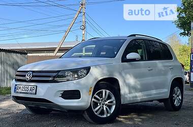 Позашляховик / Кросовер Volkswagen Tiguan 2017 в Бердичеві