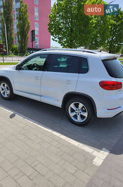 Внедорожник / Кроссовер Volkswagen Tiguan 2013 в Хмельницком