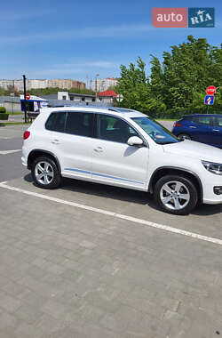 Внедорожник / Кроссовер Volkswagen Tiguan 2013 в Хмельницком