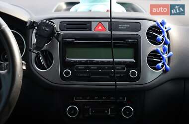 Внедорожник / Кроссовер Volkswagen Tiguan 2011 в 