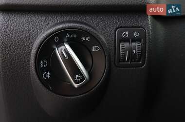 Внедорожник / Кроссовер Volkswagen Tiguan 2011 в 