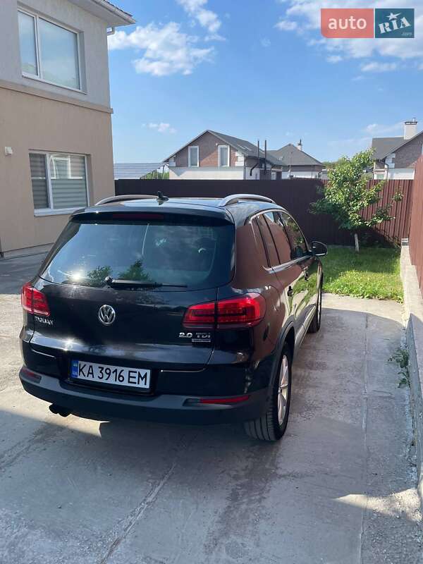 Внедорожник / Кроссовер Volkswagen Tiguan 2015 в Киеве
