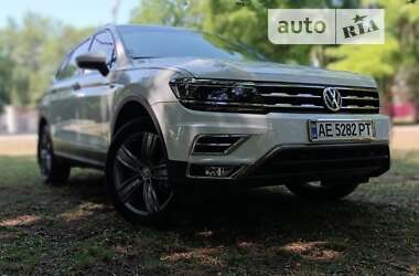 Внедорожник / Кроссовер Volkswagen Tiguan 2019 в Кривом Роге