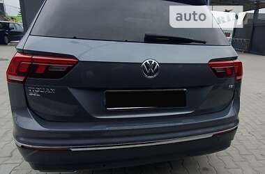 Позашляховик / Кросовер Volkswagen Tiguan 2018 в Золочеві